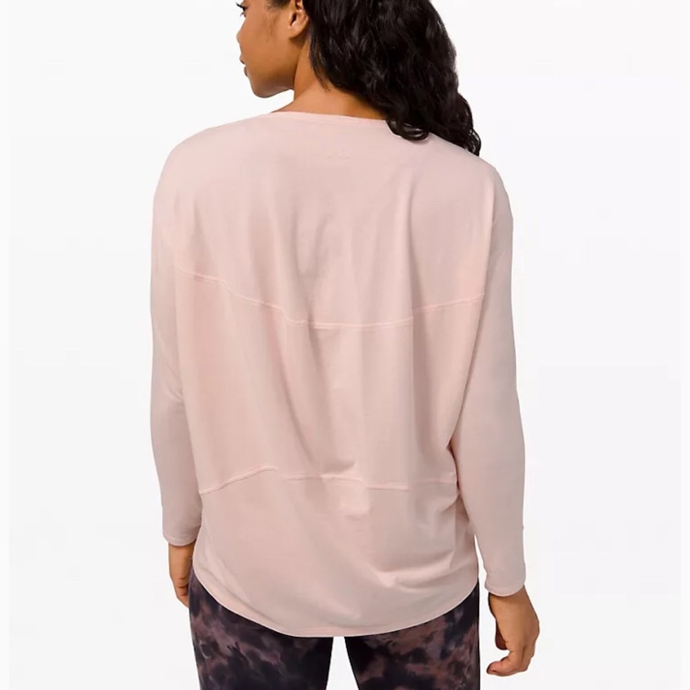 NWT Lululemon Back In Action Top